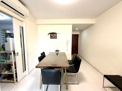 The Esparis (D18), Condominium #564243111